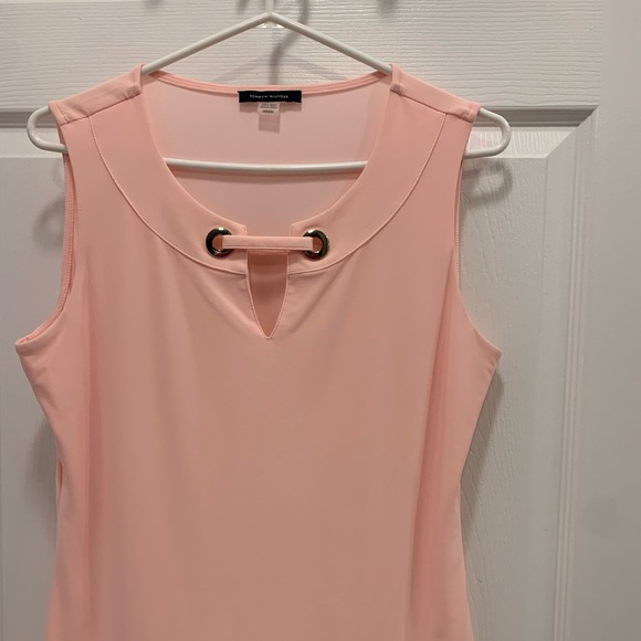Tommy Hilfiger ladies sleeveless top - Picture 1 of 3